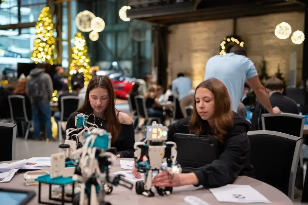 Technik-Worksops-Automuseum-Loh-MAKEATHON-2025-27-