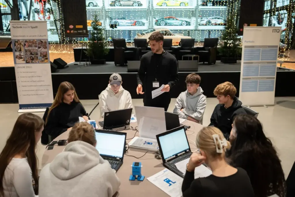 Technik-Worksops-Automuseum-Loh-MAKEATHON-2025-31-