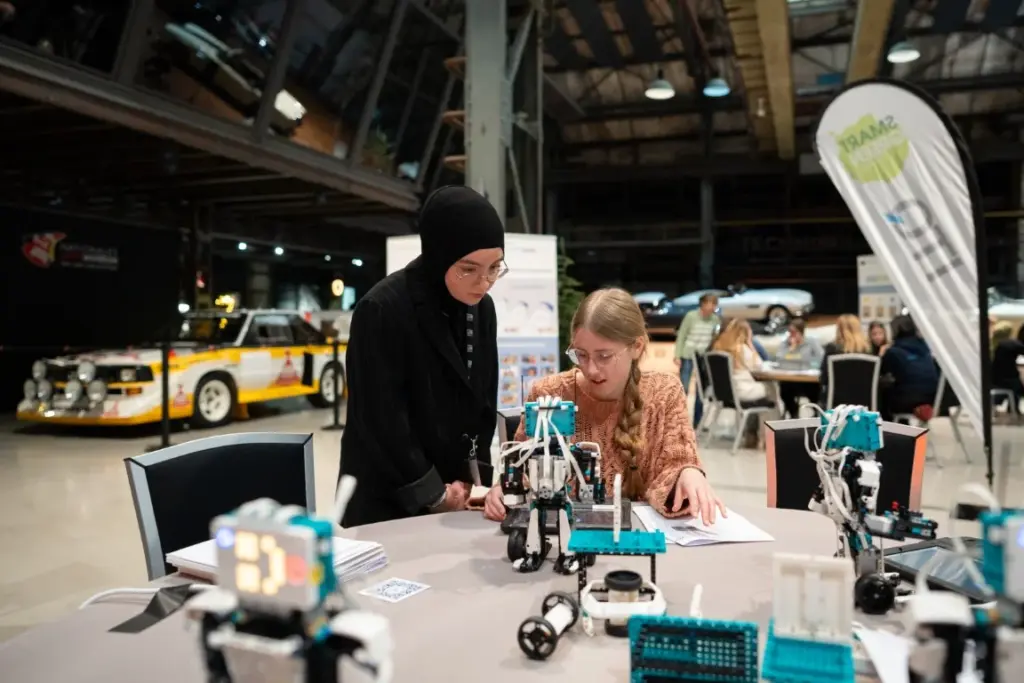 Technik-Worksops-Automuseum-Loh-MAKEATHON-2025-32-