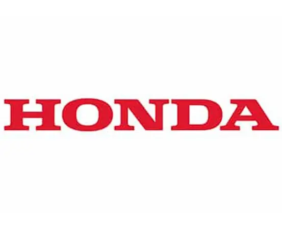 Das Bild zeigt das Wort „HONDA“ in fetten roten Großbuchstaben auf weißem Hintergrund.